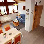 Haus Gerlinde 게스트하우스 젤암하르메스바크