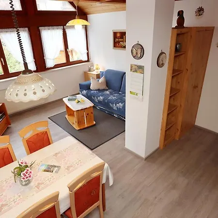 Haus Gerlinde בית הארחה צל אם האמרשבאך